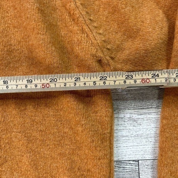 Mark Fore & Strike Men’s 100% Lambswool V-Neck Sweater | Camel Rust | Size L | Quiet Luxury