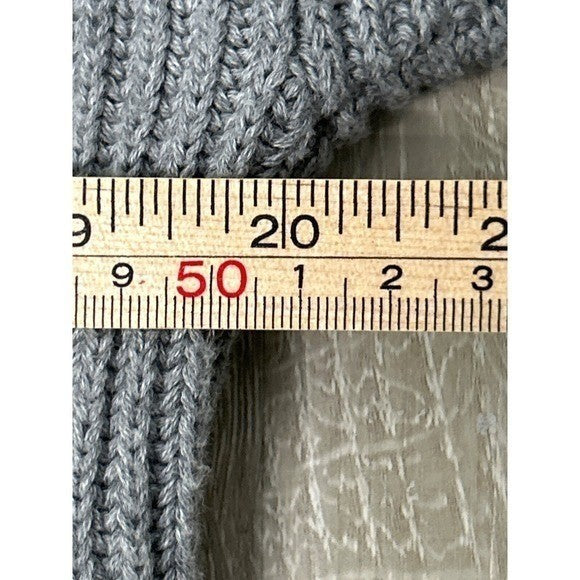 Vince Camuto Gray Ribbed Knit Top – Quiet Luxury Capsule Sweater | Size Medium