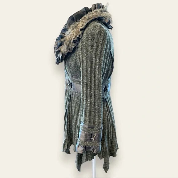 Nicole Sabbattini Boho Luxe Charcoal Sweater Coat with Faux Fur & Satin Ruffle Trim – Women’s Small